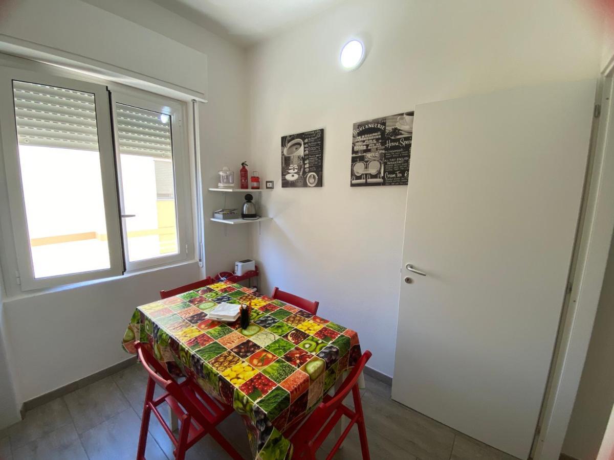 Monte Urpinu Modern Flat Apartment Cagliari Exterior photo