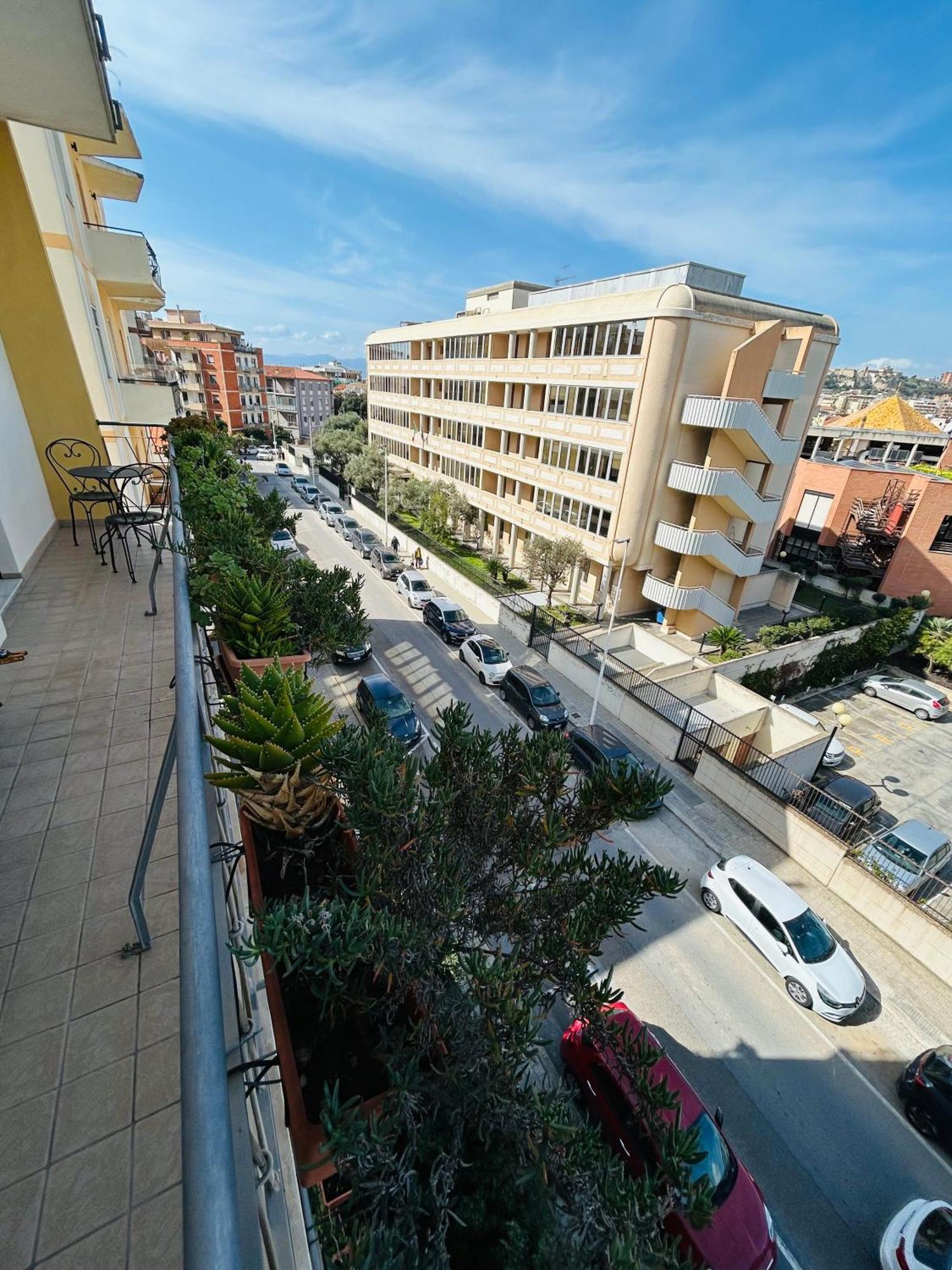 Monte Urpinu Modern Flat Apartment Cagliari Exterior photo
